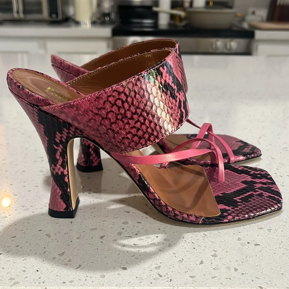 Paris Texas gorgeous Hot pink size 36 snake print 95mm sandals